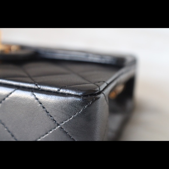 ❌SOLD❌ Vintage Chanel Mini Square - Picture 10 of 15